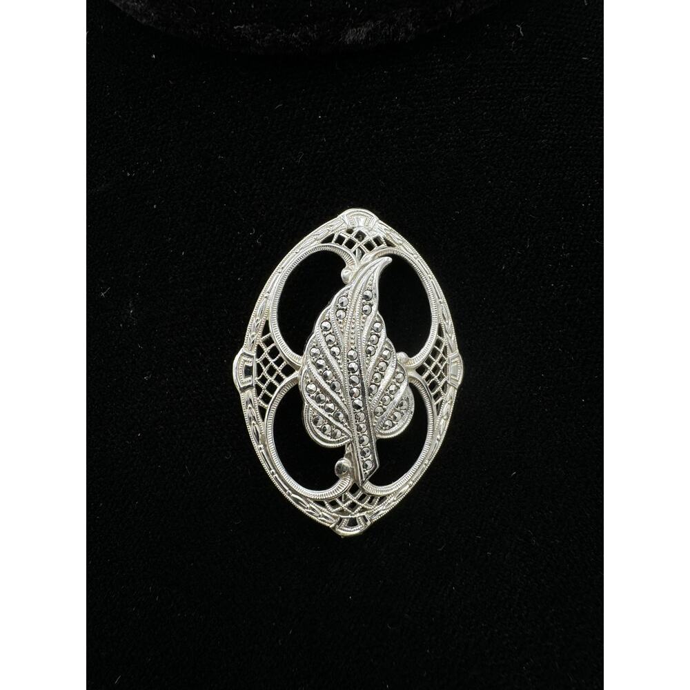 Vintage Sterling Silver Filigree Marcasite Leaf Brooch Pin